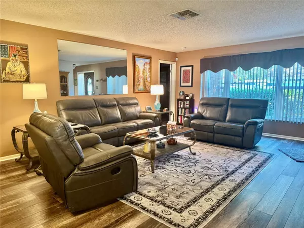 Lakeland, FL 33801,1435 COUNTRY RIDGE DR