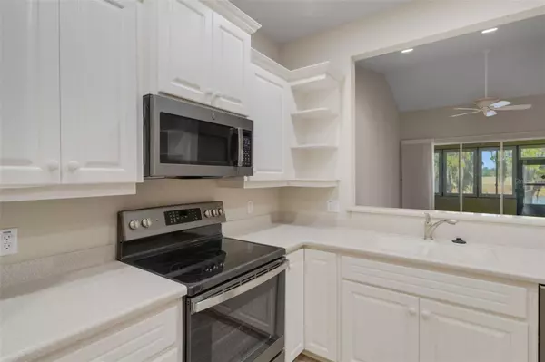 Lakeland, FL 33803,2938 MISSION LAKES DR #2938