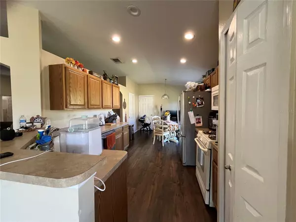 Lakeland, FL 33811,3833 WHISTLEWOOD CIR