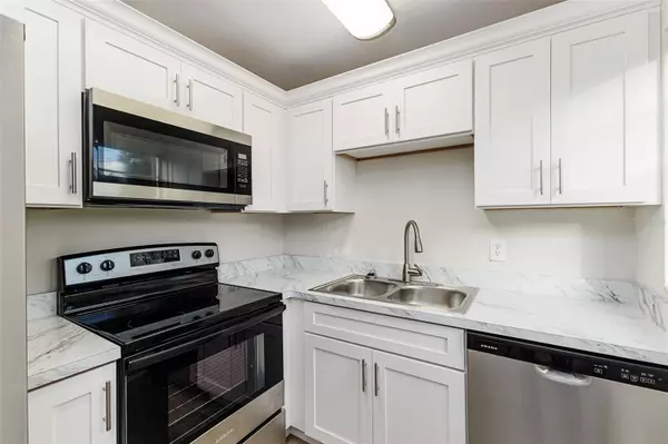 Lakeland, FL 33805,1664 BAYVIEW DR