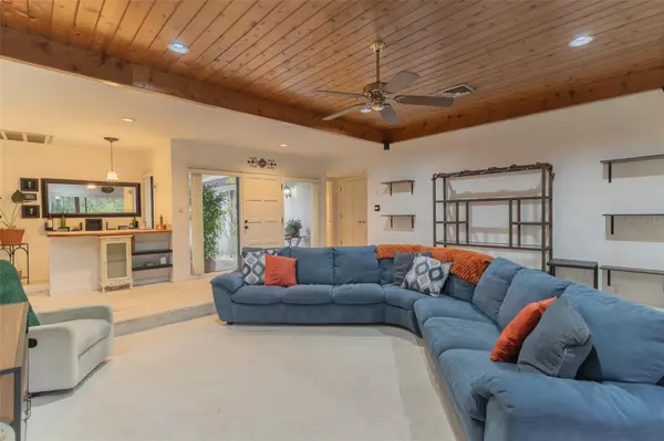 Haines City, FL 33844,109 TUXFORD DR