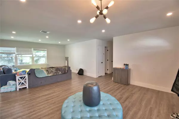 Winter Haven, FL 33884,112 PAINE DR