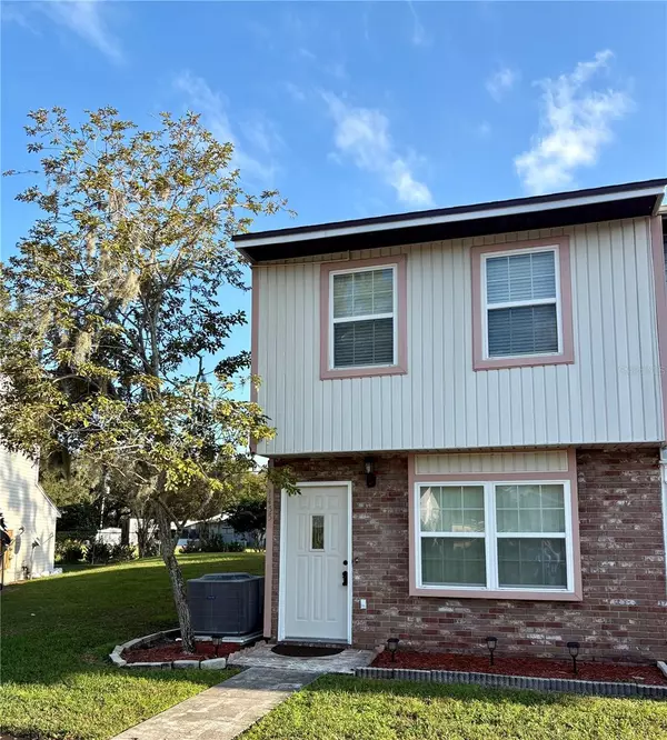 Lakeland, FL 33801,1455 RIDGE LAKE CT