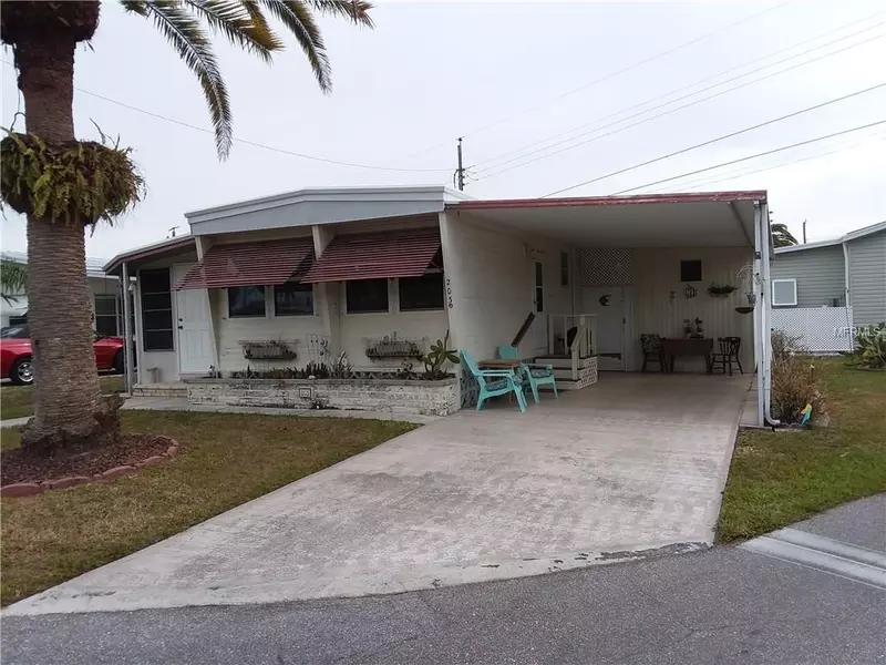 203 INNER DR E, Venice, FL 34285