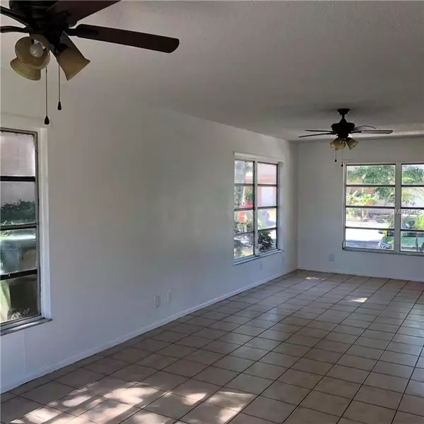 Sarasota, FL 34232,402 BARLOW AVE #67