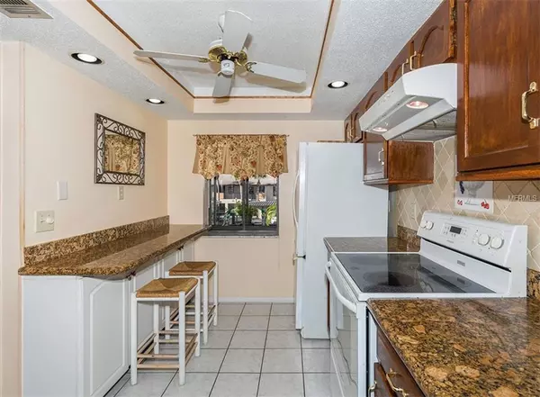 Venice, FL 34285,375 THREE LAKES LN #J