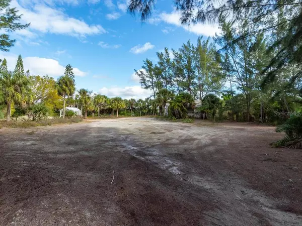 717A N MANASOTA KEY RD, Englewood, FL 34223