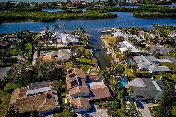 459 S SHORE DR, Osprey, FL 34229