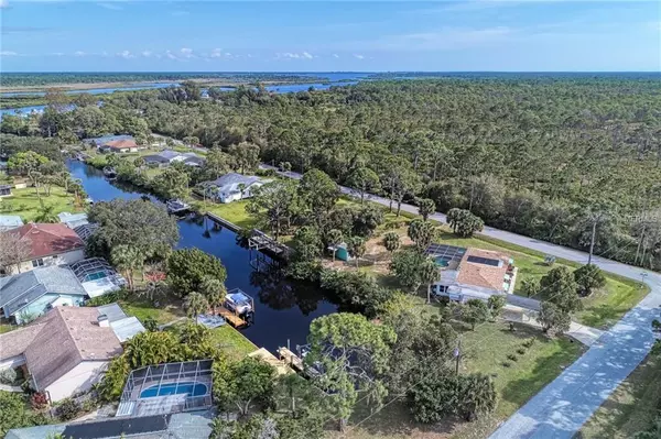 Venice, FL 34293,9001 CALOOSA DR