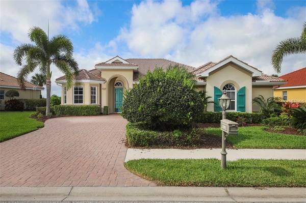 249 MONTELLUNA DR, North Venice, FL 34275