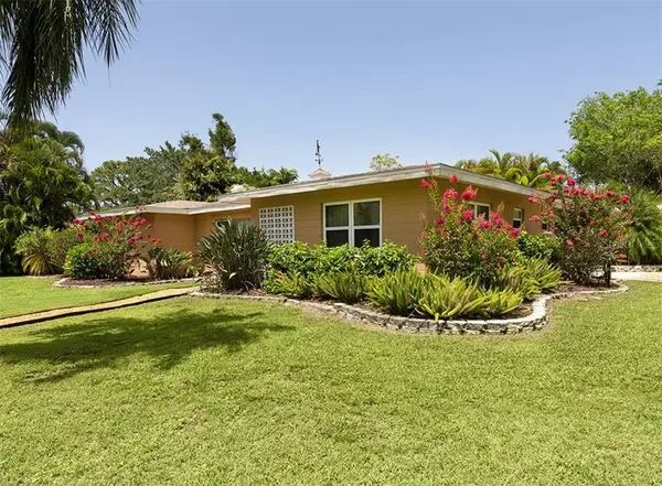 1309 NOKOMIS AVE S, Venice, FL 34285