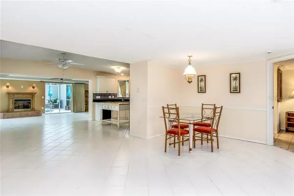 Venice, FL 34293,330 SUNSET BEACH DR