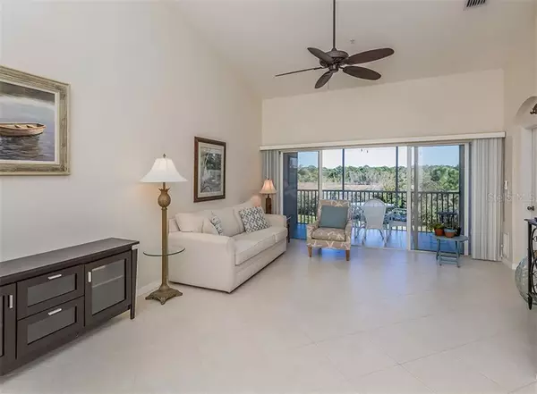 Venice, FL 34292,872 SARANAC LAKE DR #203