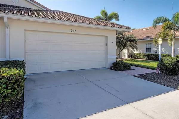 227 AUBURN WOODS CIR, Venice, FL 34292