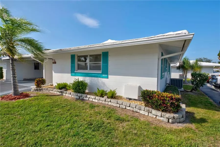 1748 CARIBBEAN CIR #VILLA2, Venice, FL 34293