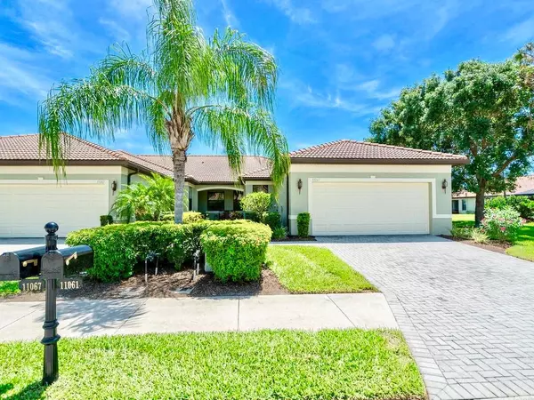 11061 CAMPAZZO DR, Venice, FL 34292