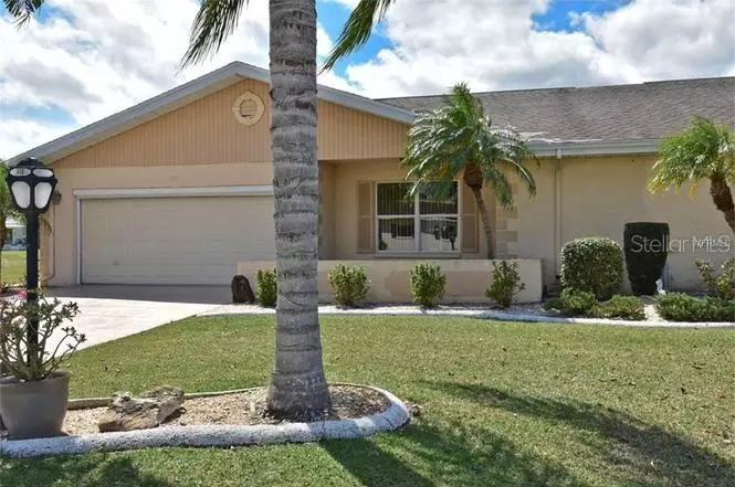 323 CLUB MANOR DR, Sun City Center, FL 33573