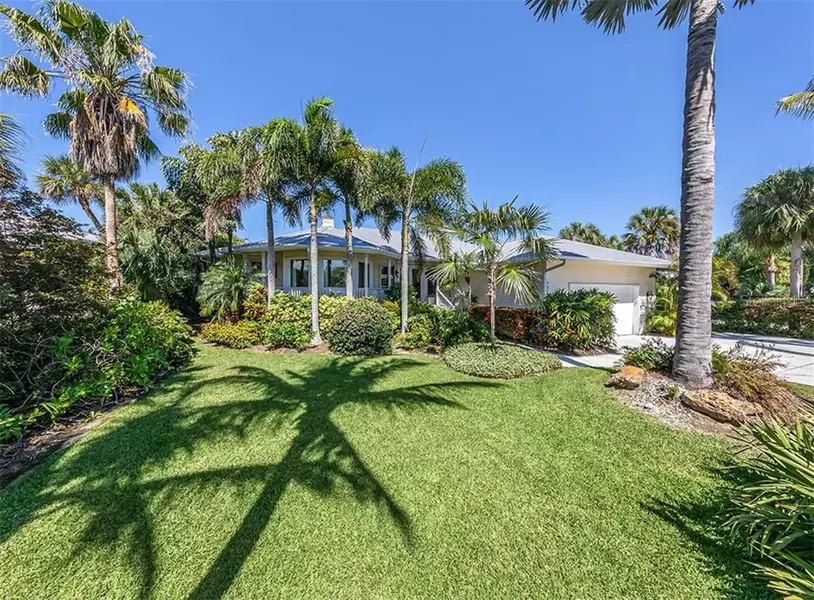 727 EAGLE POINT DR, Venice, FL 34285