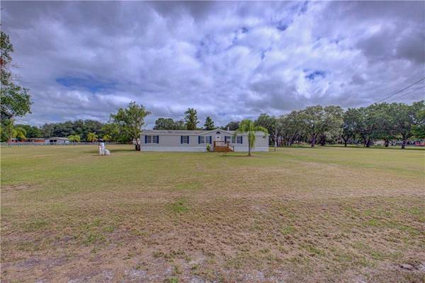 10612 SUMNER RD, Wimauma, FL 33598