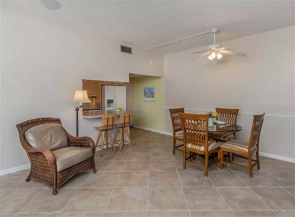 Venice, FL 34285,500 PARK BLVD S #108