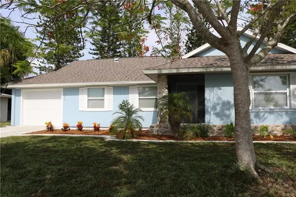 6576 COLISEUM BLVD, Port Charlotte, FL 33981