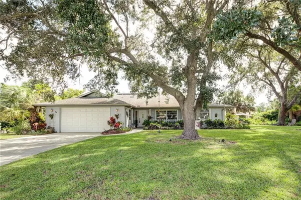 98 HOURGLASS DR, Venice, FL 34293