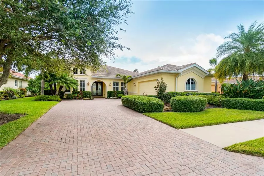 218 MARTELLAGO DR, North Venice, FL 34275