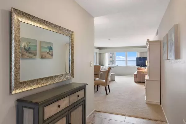 Venice, FL 34285,500 THE ESPLANADE N #405