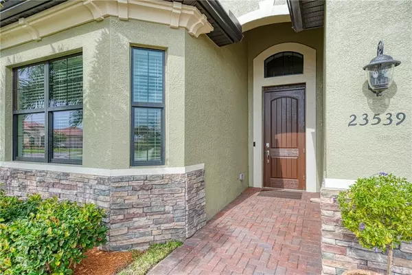 Venice, FL 34293,23539 WAVERLY CIR