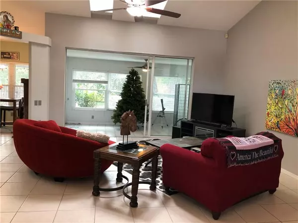 Venice, FL 34293,435 LAKE OF THE WOODS DR