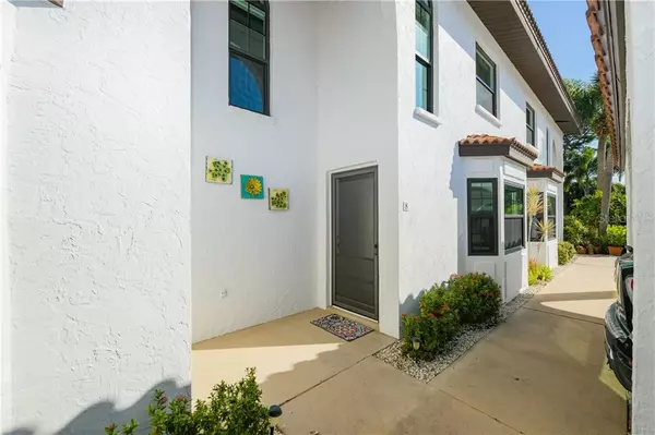 Venice, FL 34285,448 PALMETTO CT #C8