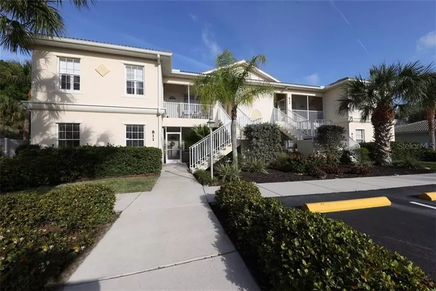 800 GARDENS EDGE DR #811, Venice, FL 34285