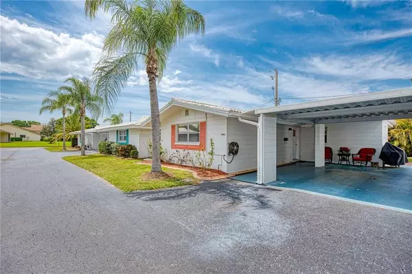 Venice, FL 34293,1740 CARIBBEAN CIR #3