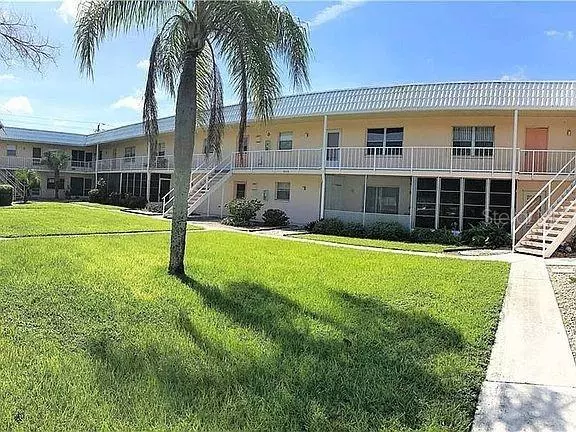 460 BASE AVE E #127, Venice, FL 34285