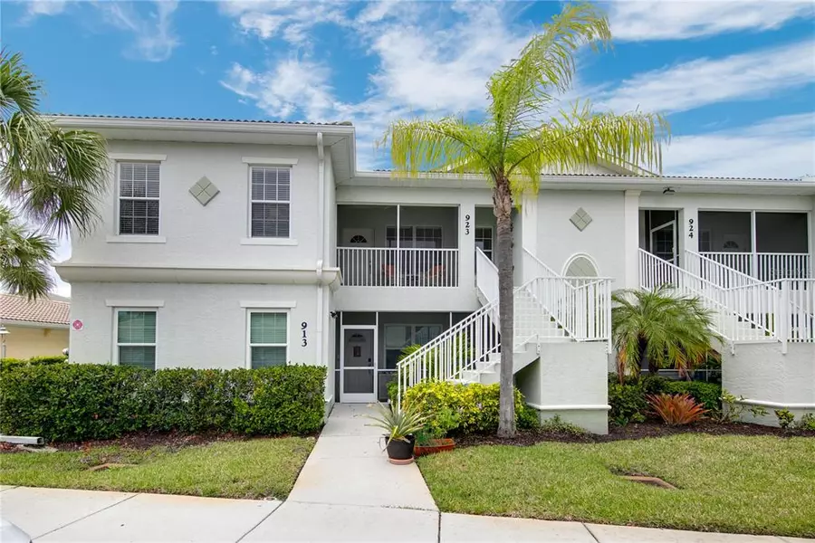 900 GARDENS EDGE DR #923, Venice, FL 34285