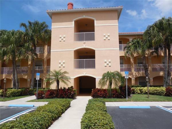 121 N AUBURN RD #23, Venice, FL 34292