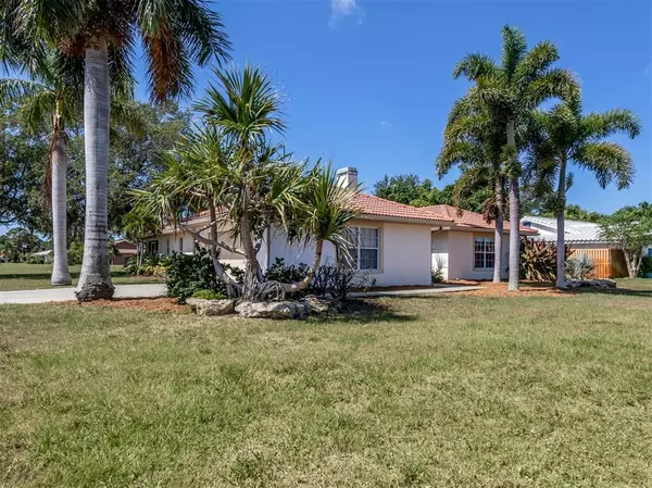 213 DEGAS DR, Nokomis, FL 34275