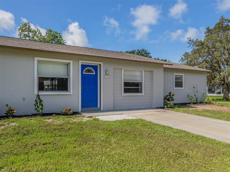 660 PINEAPPLE PL, Venice, FL 34293