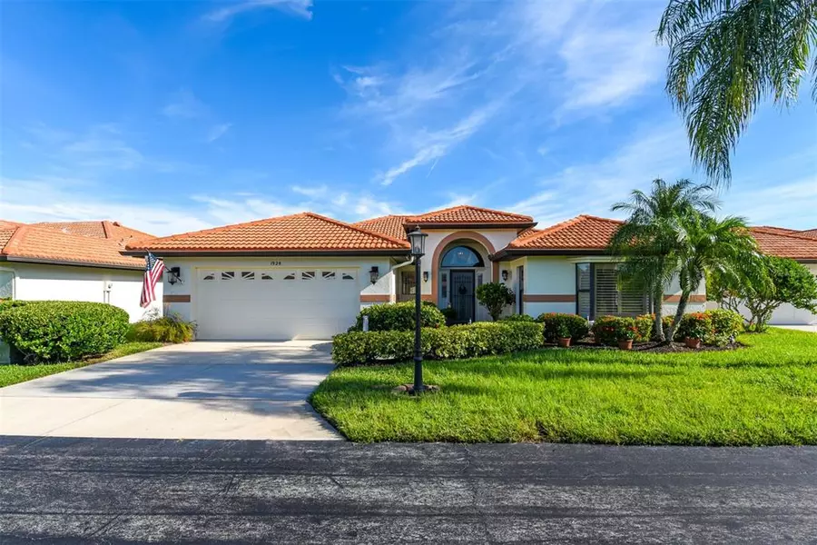 1928 COVE POINTE DR, Venice, FL 34293