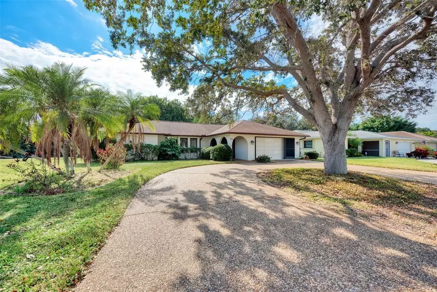 1150 S CYPRESS POINT DR, Venice, FL 34293