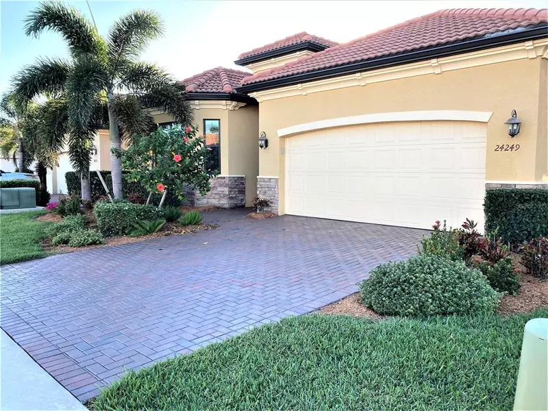 24249 GALLBERRY DR, Venice, FL 34293