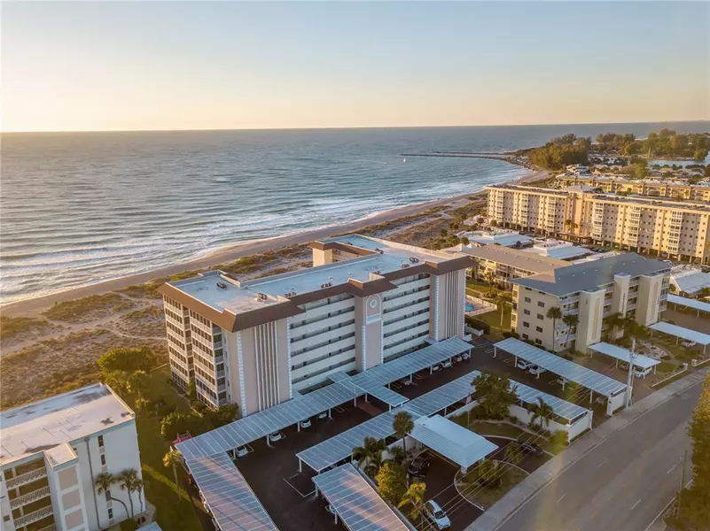 1150 TARPON CENTER DR #7-D #704, Venice, FL 34285