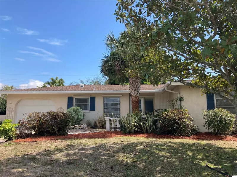 1511 W NEPONSIT DR, Venice, FL 34293