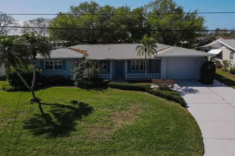 564 S NEPONSIT DR, Venice, FL 34293