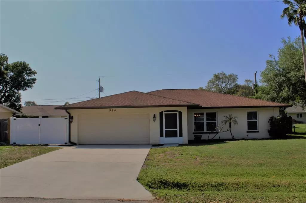 Venice, FL 34293,924 DEVON RD