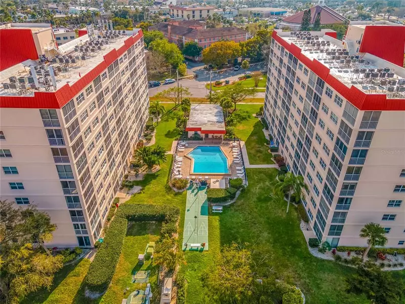 232 SAINT AUGUSTINE AVE #802, Venice, FL 34285