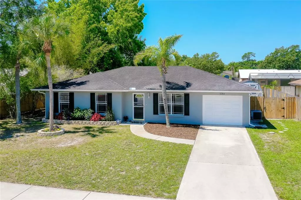 Sarasota, FL 34232,5761 WHISTLEWOOD CIR