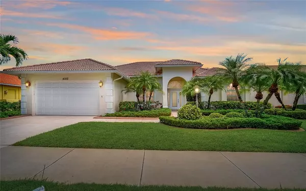 4352 VIA DEL SANTI DR, Venice, FL 34293