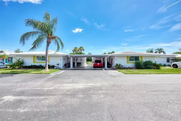 Venice, FL 34293,725 CARIBBEAN CIR #18