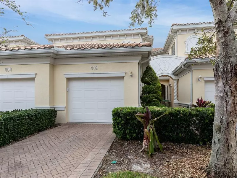 903 TRIANO CIR #903, Venice, FL 34292